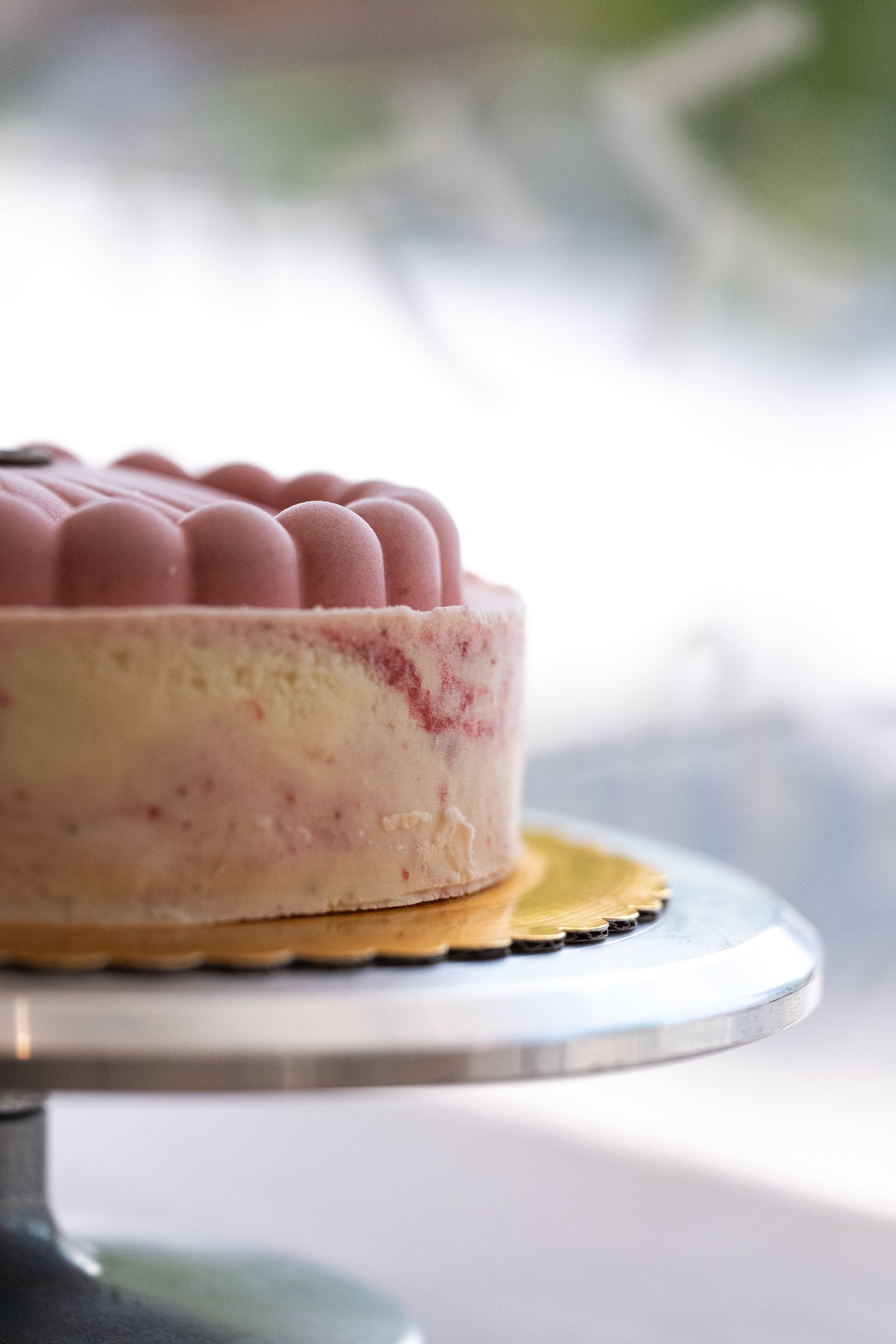Sweet Berry Cake 8"