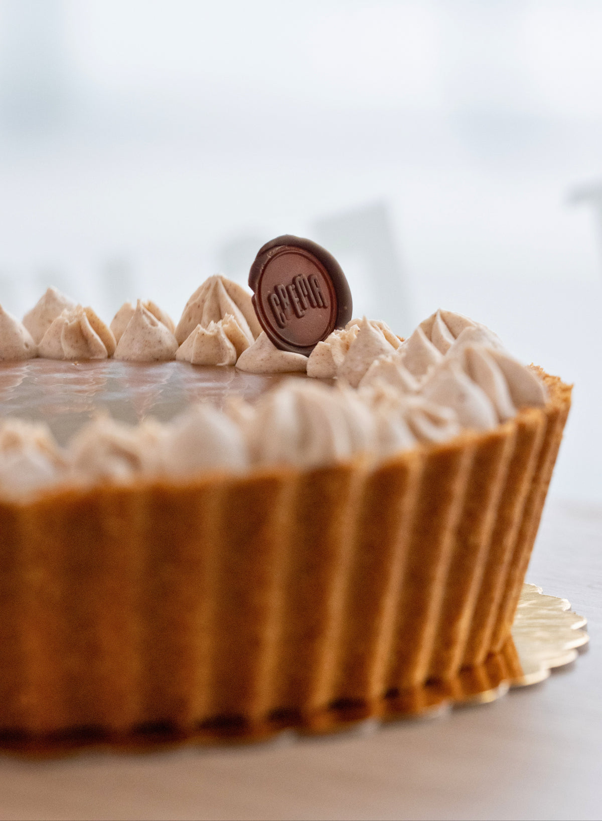 Caramel Apple Tahini Pie 8"